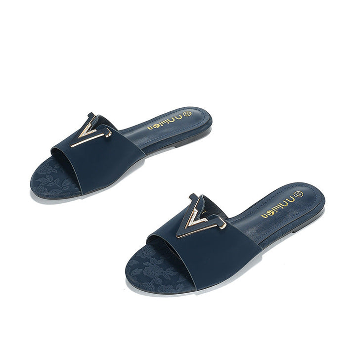 Women Elegant and Comfortable Slides with Jewelry Detail Lune London