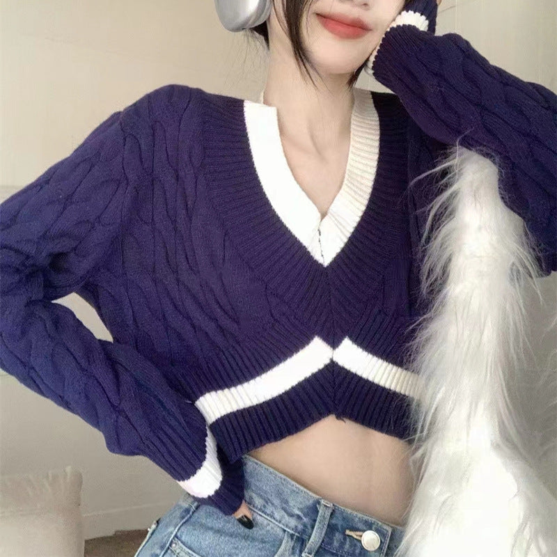 Ladies stylish cropped sweater with V-neck and diamond pattern Lune London