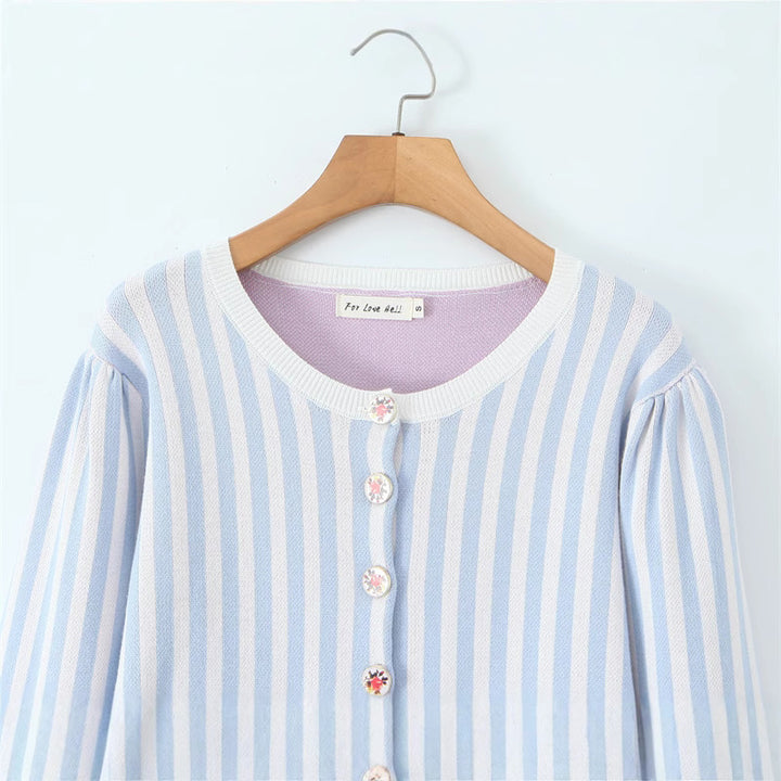 Short-sleeved knit jacket for women with floral decoration Lune London