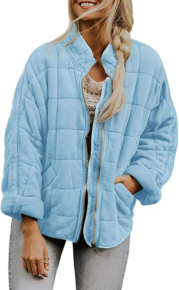Ladies Chic down jacket with practical zipper and large pockets Lune London