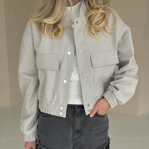 Casual women's jacket with practical pockets and elastic cuffs Lune London