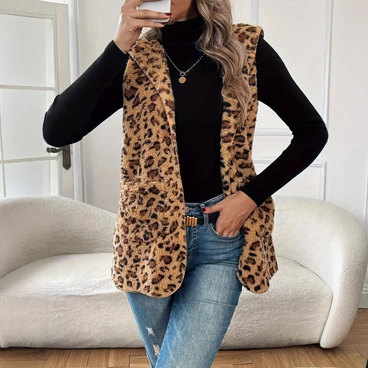 Ladies comfortable jacket with hood and leopard print Lune London