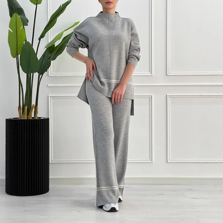 Relaxation set for women with nostalgic stripes Lune London