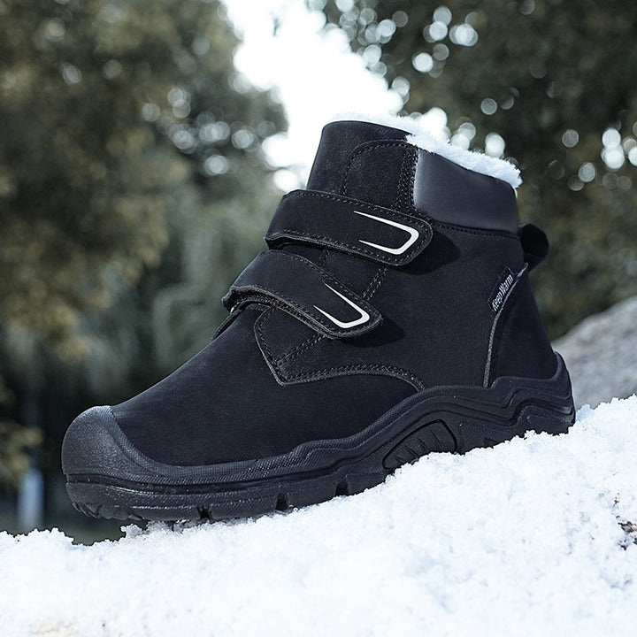 Insulated winter boots for women with practical Velcro closure Lune London
