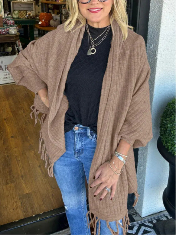 Ladies versatile poncho with fringes Lune London