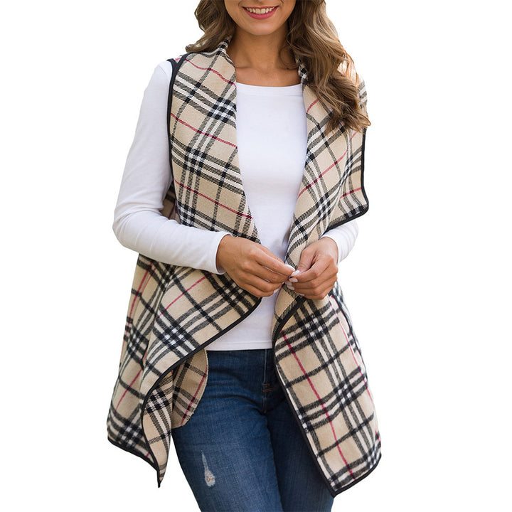 Women's cardigan in warm checkered material with side pockets Lune London