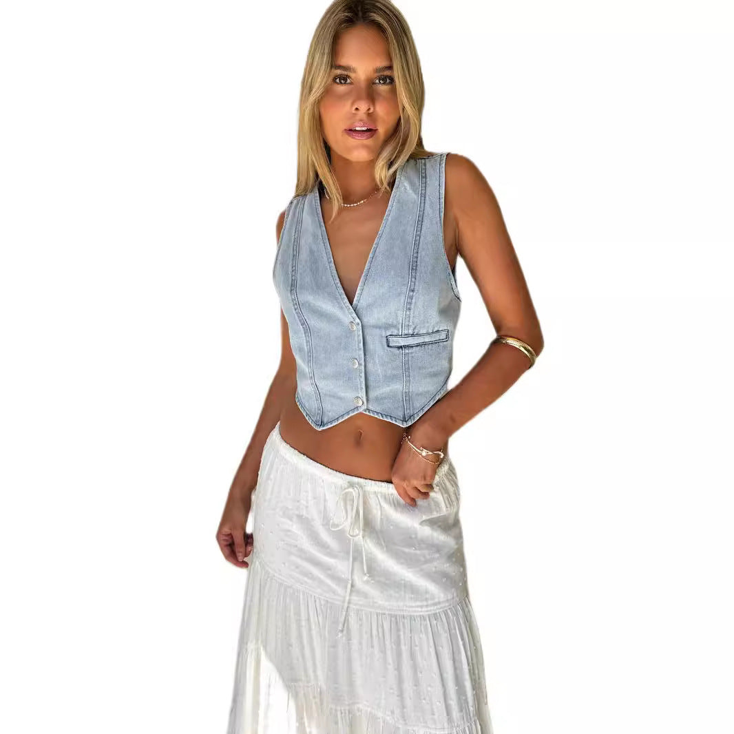 Women's jeans vest with a slim fit and modern cut Lune London
