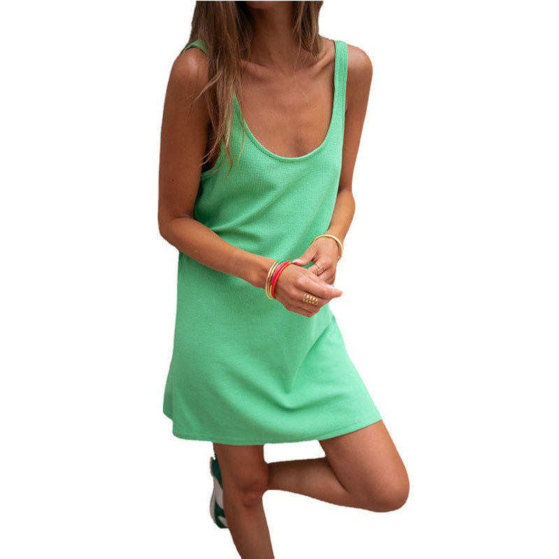 Casual summer dress for women with plunging neckline and light fabric Lune London