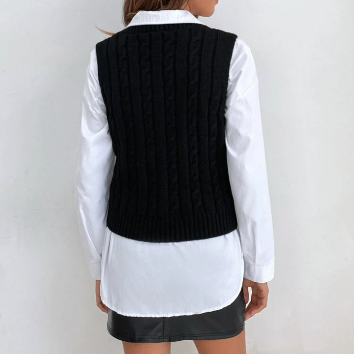 Knitted vest for women with V-neck and exclusive ribbed pattern Lune London