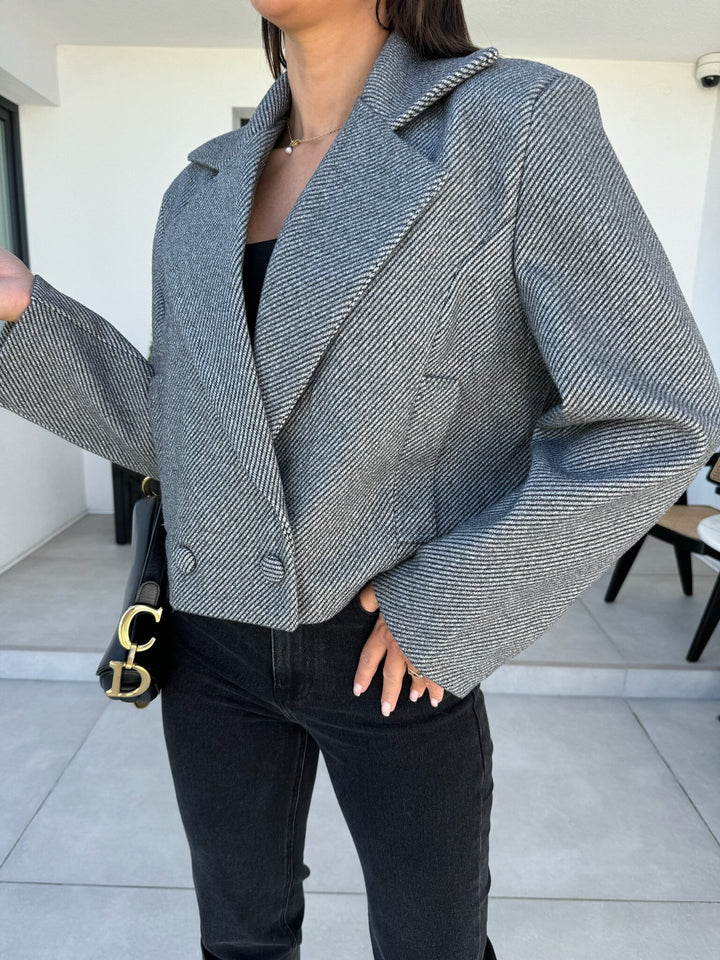 Ladies Elegant Oversized Blazer with double-breasted buttons and textured fabric Lune London