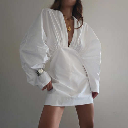 Wrap dress for women with an innovative V-neckline and voluminous sleeves Lune London