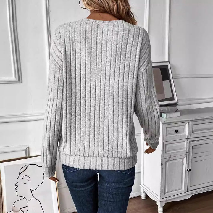 Women's V-neck ribbed structured sweater Lune London