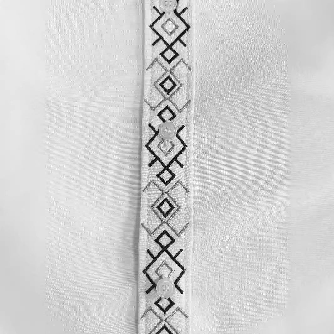 Elegant long-sleeve shirt for men with exclusive embroidered collar Lune London