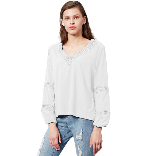 Light blouse for women with V-neck and lace Lune London