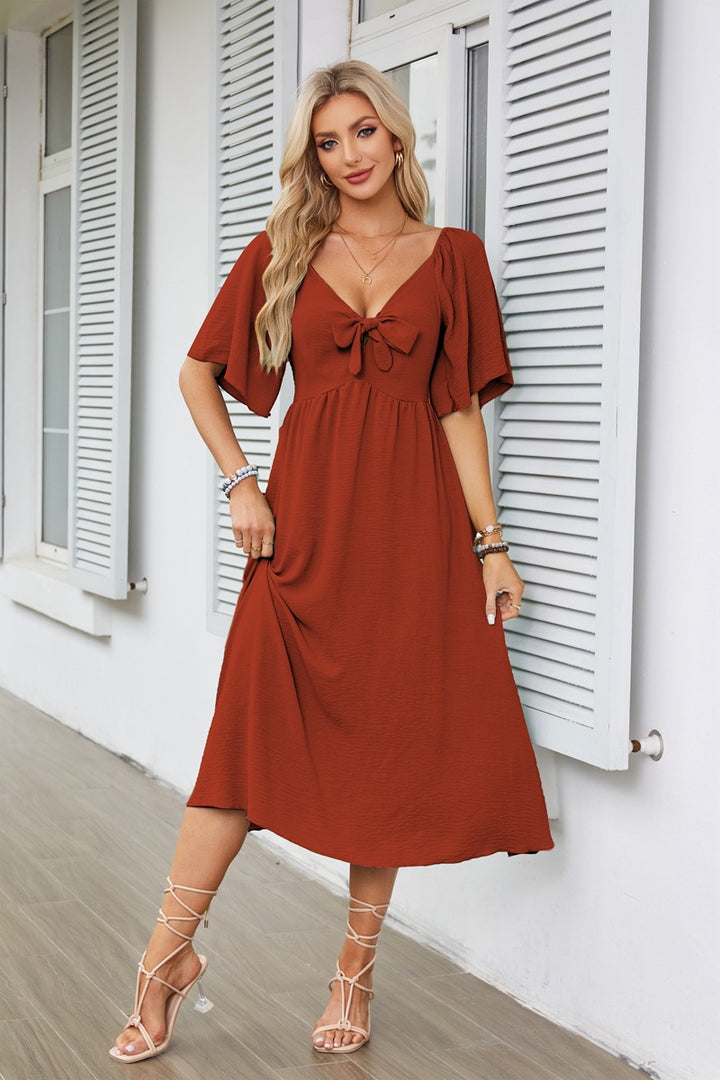 Airy maxi dress for women with a nostalgic knot design Lune London