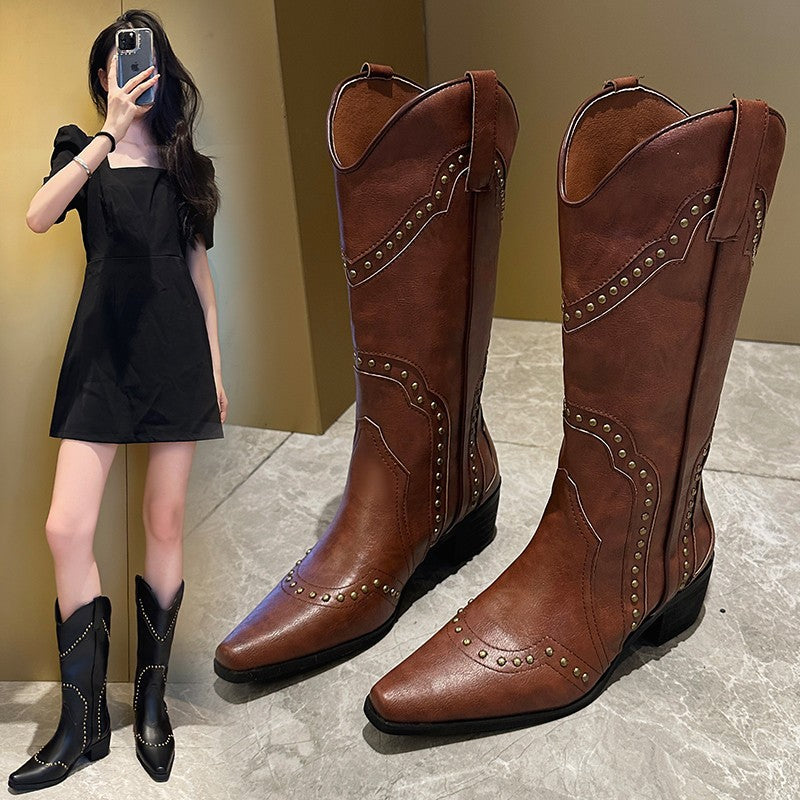Ladies' ankle boots with stud decorations Lune London