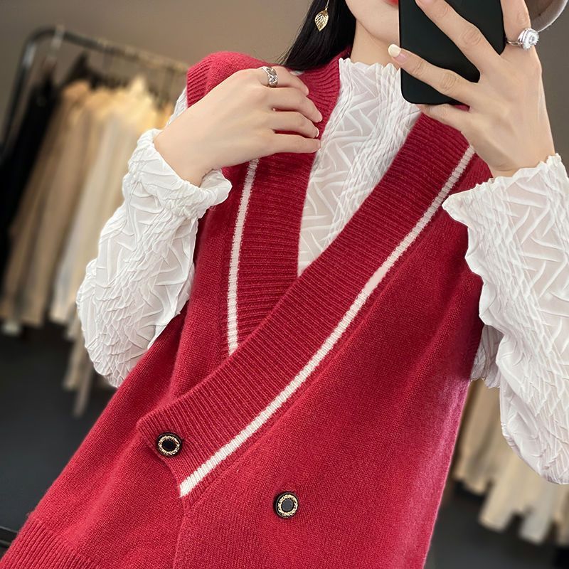 Gilet tricoté à la mode pour femmes avec double bouton Chic & Stil
