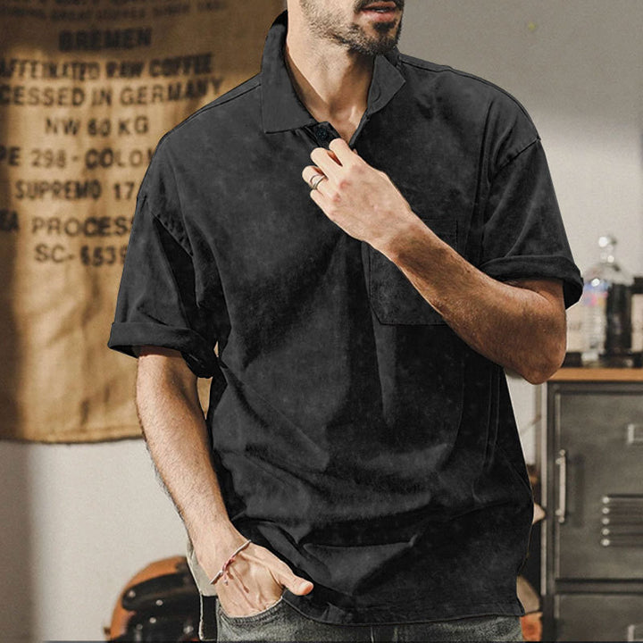 Men's short sleeve casual shirt with a practical chest pocket design Lune London