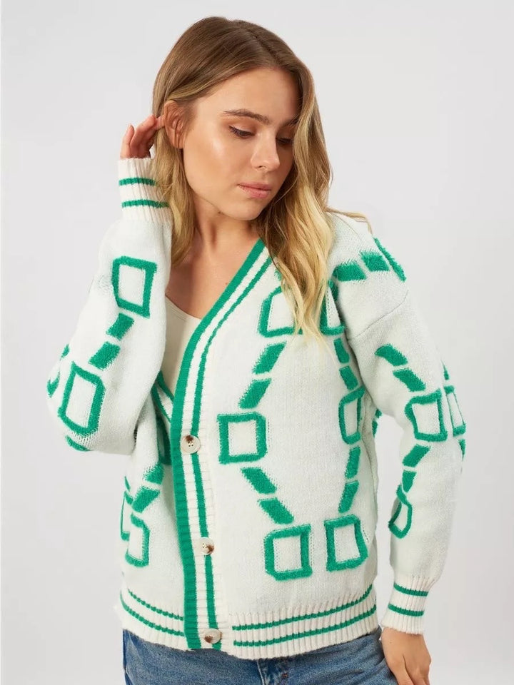 Cardigan pour femmes avec motif géométrique coloré et détails de boutons Chic & Stil