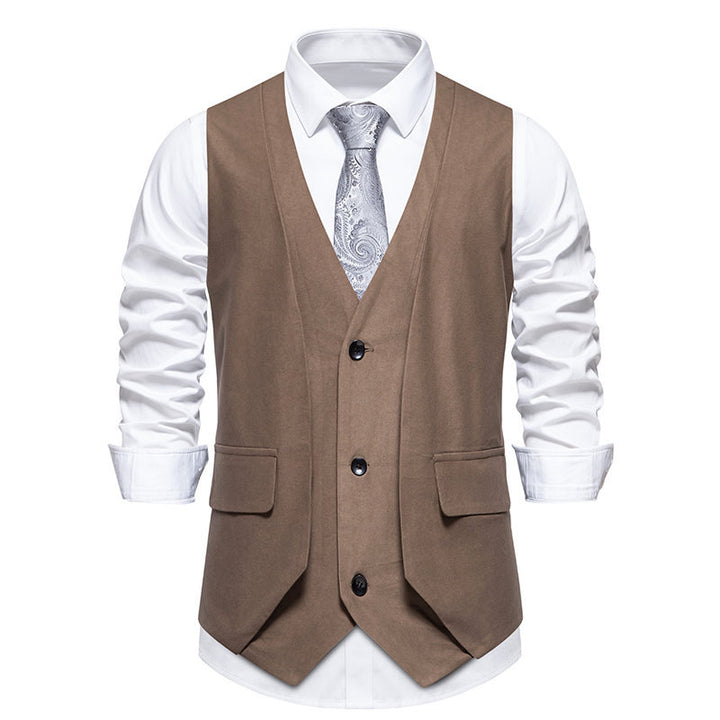 Elegant vests for men with a modern design and practical pockets Lune London