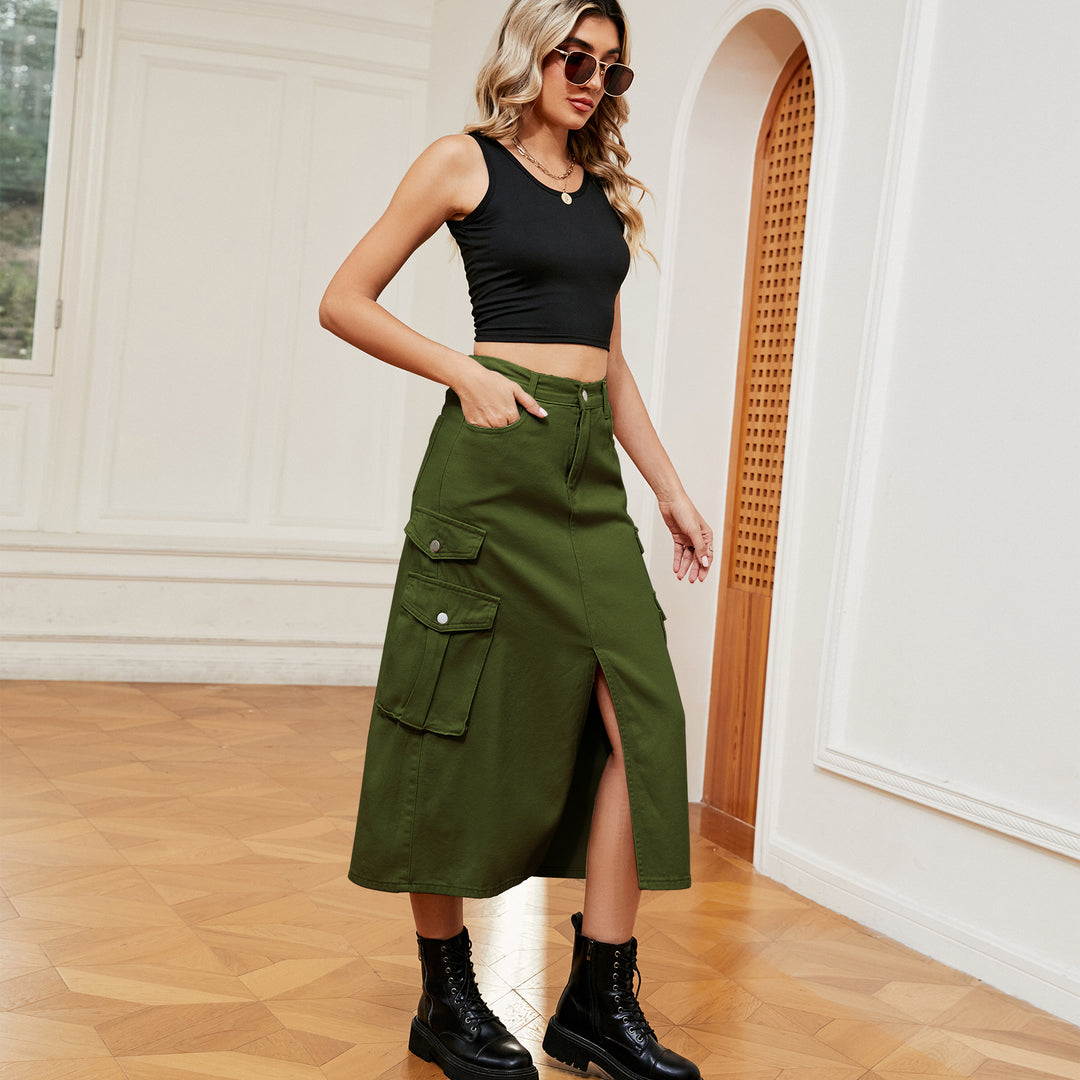 Cargo skirt for women with practical pockets and high cut Lune London