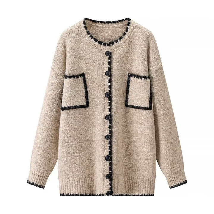Cardigan pour femmes avec poches plaquées et détails contrastés Chic & Stil