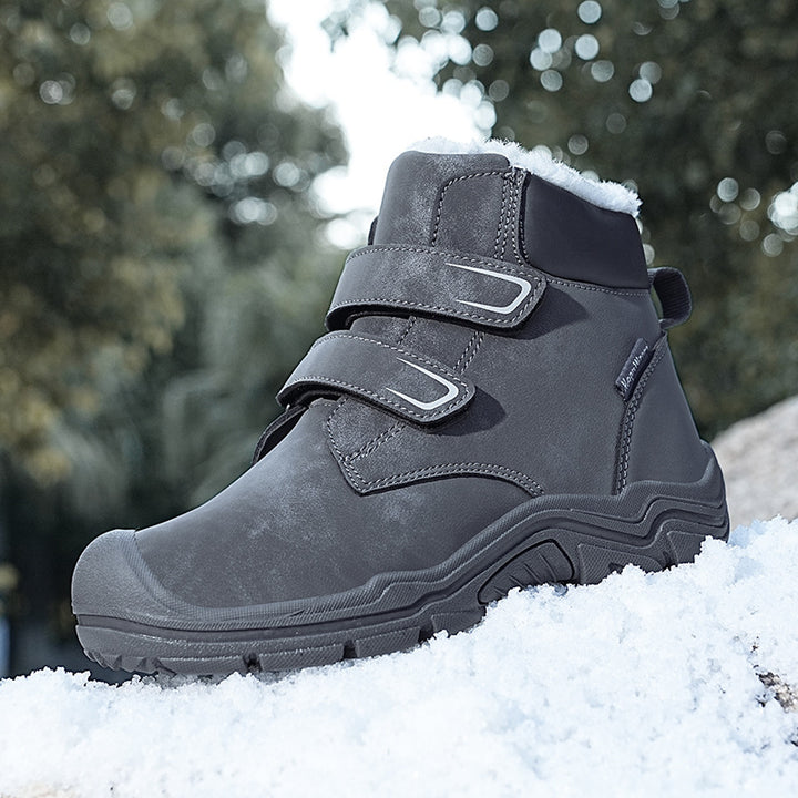 Insulated winter boots for women with practical Velcro closure Lune London
