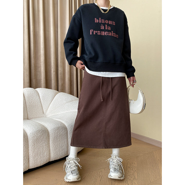 Ladies Stylish Maxi Skirt with Elegant Stretch Details Chic & Stil