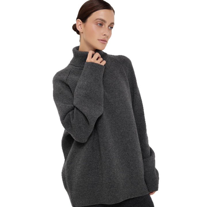 Pull femme confortable à col roulé en fine maille Chic & Stil