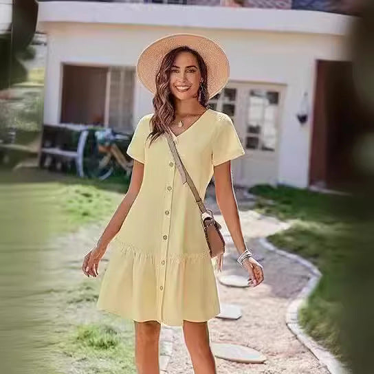 Casual dress for women with button closure and ruffles Lune London