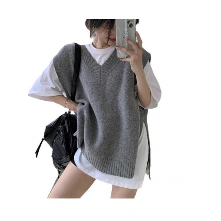 Gilet en tricot pour femmes avec décolleté en V et coupe ample Chic & Stil