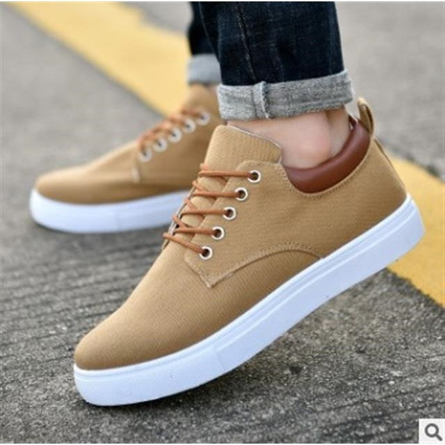 Casual chic and elegant design sneakers for men