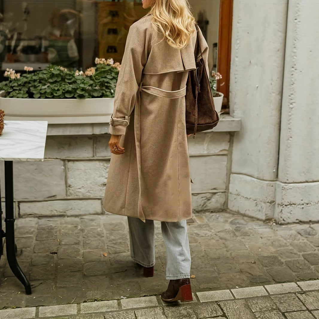 Ladies Elegant Wool Coat with Loose Fit and Classic Button Details Lune London