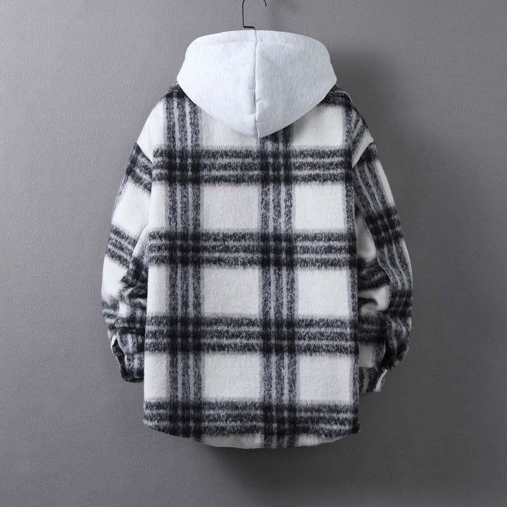 Casual checkered coat for women with soft lining and practical pockets Lune London