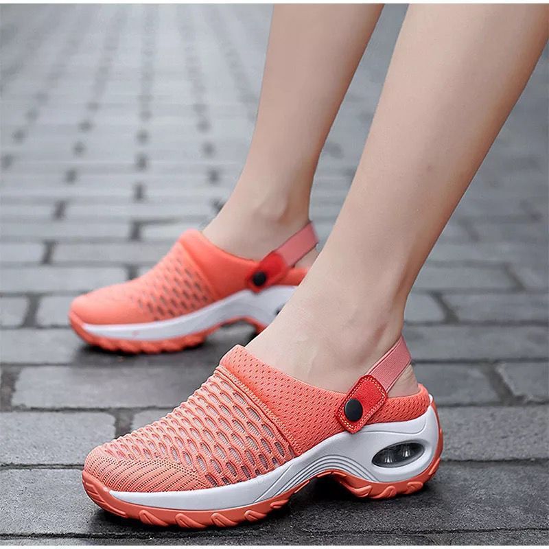 Sport sandals for women with breathable mesh upper and slip-resistant sole Lune London