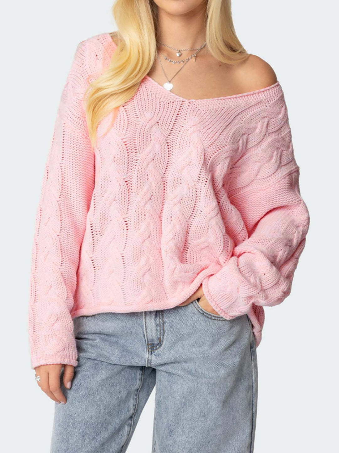 Chunky knit sweater for women with a deep V-neckline and relaxed silhouette Lune London