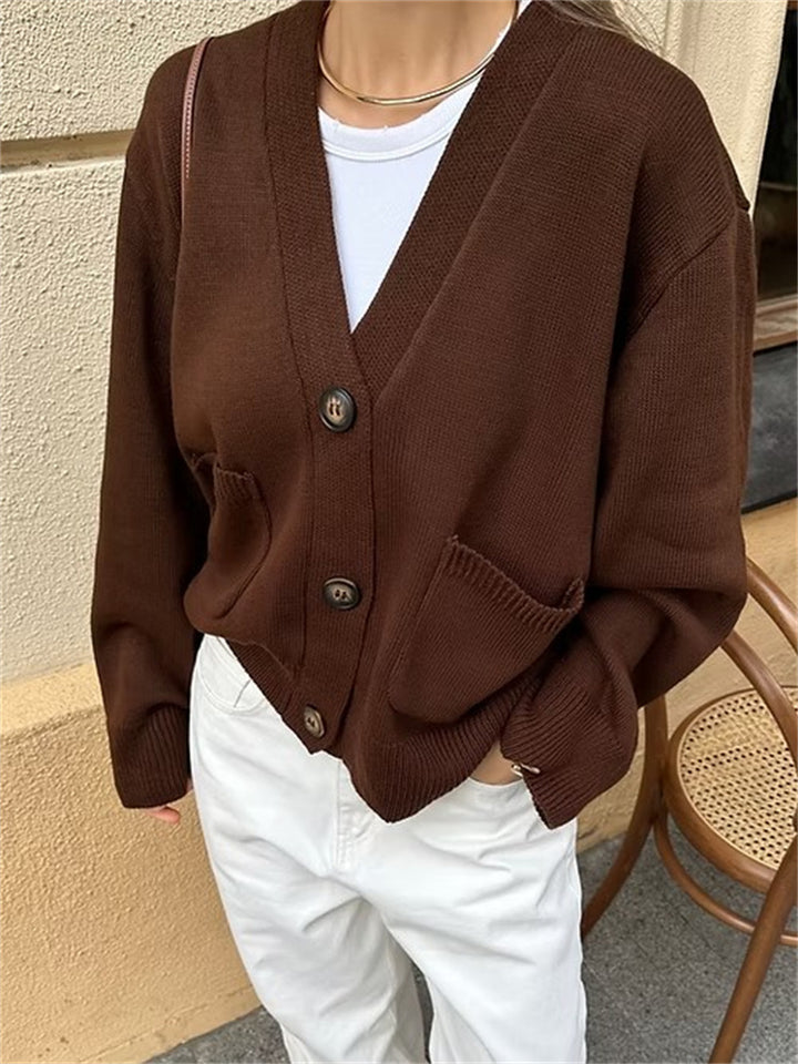 Ladies casual knitted cardigan with large pockets and button closure Lune London