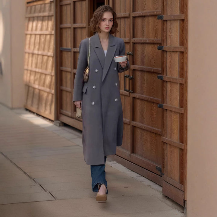 Elegant double-breasted coat for ladies with fine details Lune London