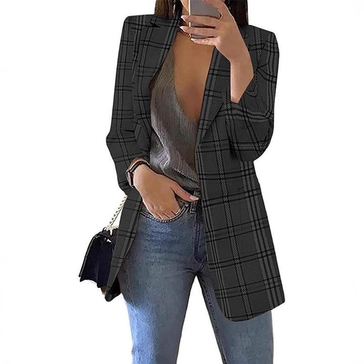 Plaid jacket for women with a modern cut and elegant details Lune London