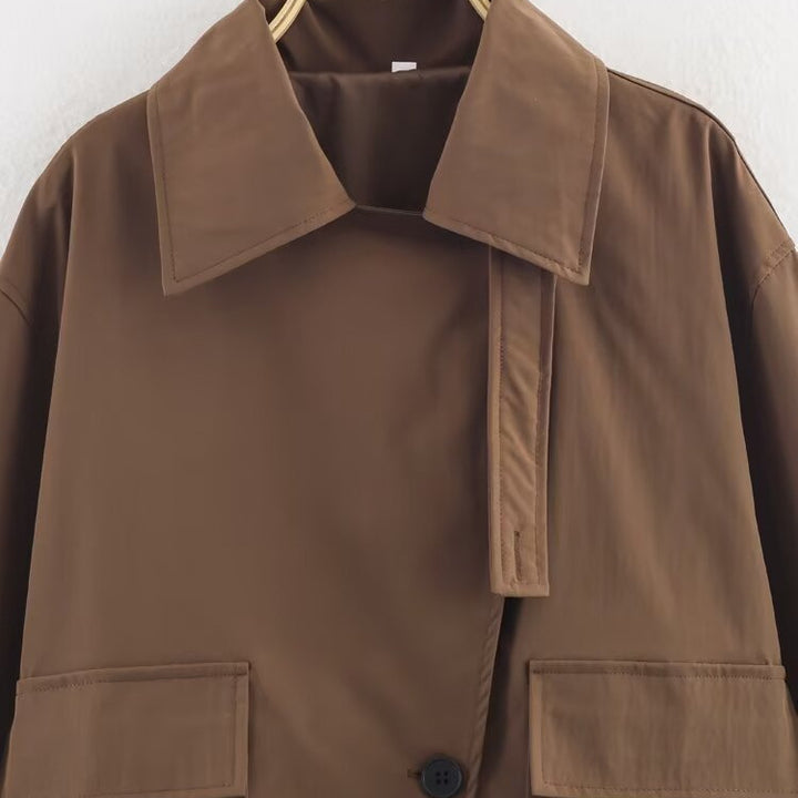 Casual utility jacket for women with practical flap pockets and stylish high collar Lune London