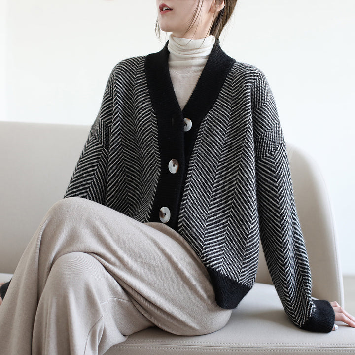 Gilet à la mode pour femmes avec motif en zigzag et boutons élégants Chic & Stil