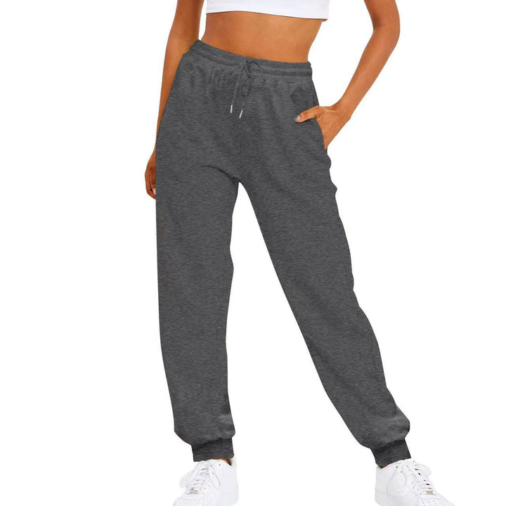 Women's comfortable jogging pants with elastic waistband and side pockets Chic & Stil
