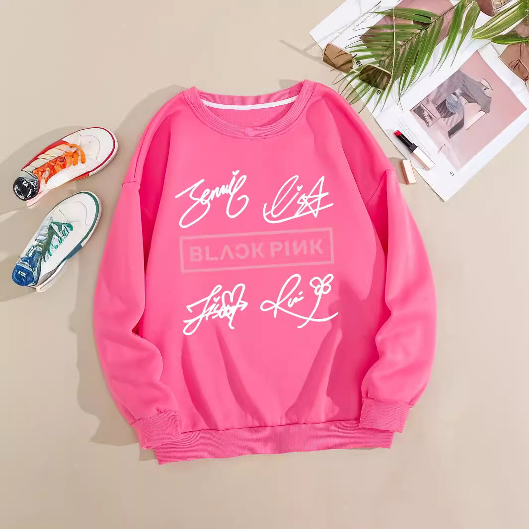 Women's casual sweatshirt with creative signature motif Chic & Stil