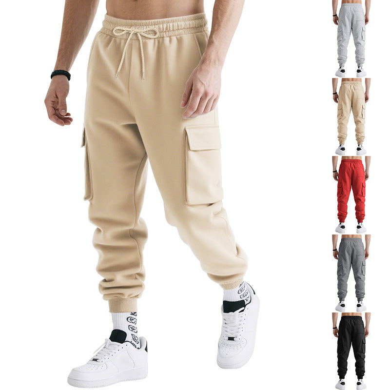 Men's cargo jogger pants with practical side pockets and elastic waist Lune London