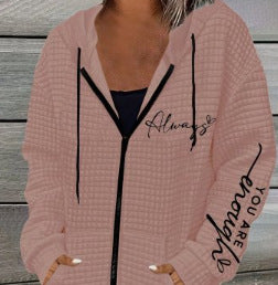 Veste à capuche décontractée pour femmes avec impression motivante Chic & Stil