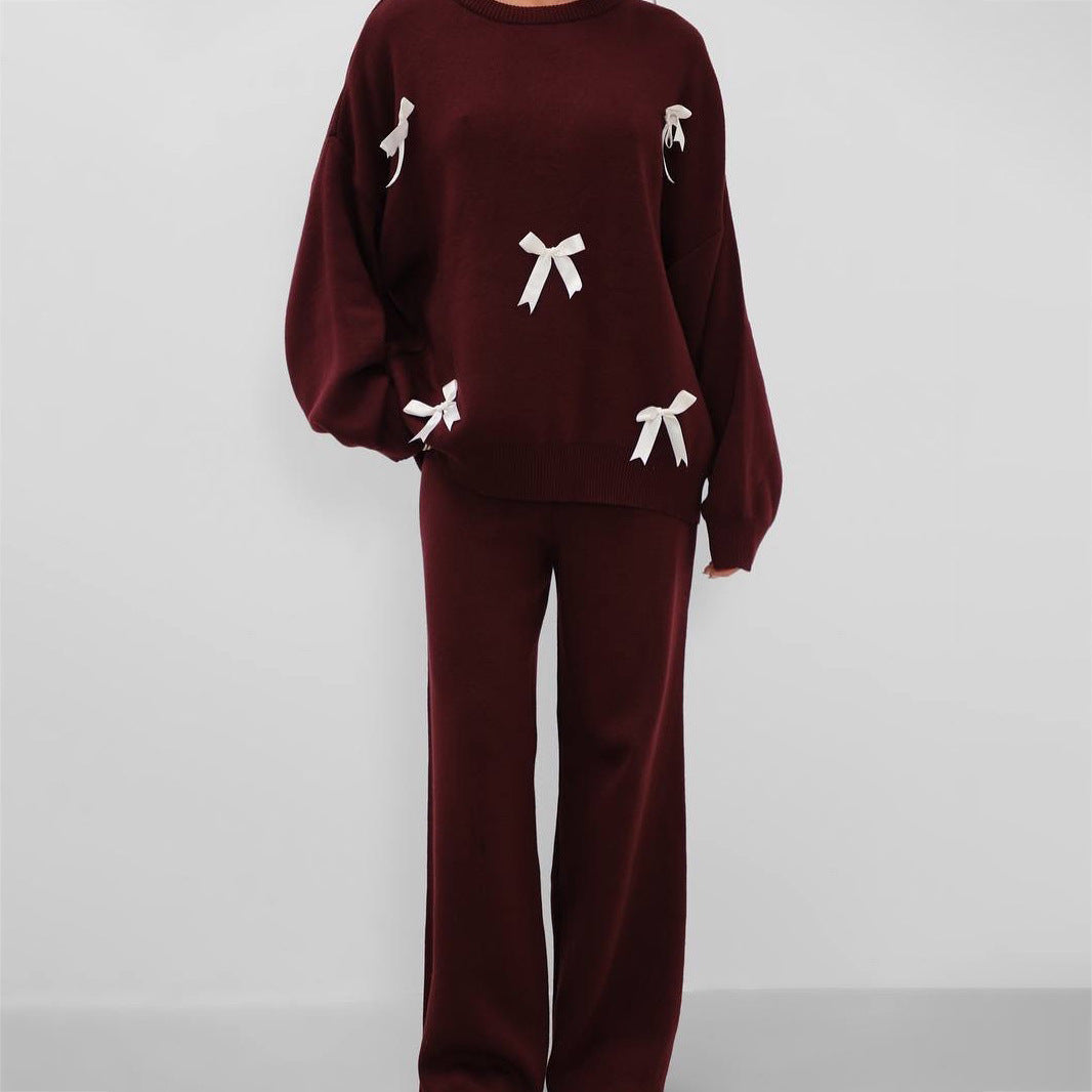 Comfortable knit outfit for women with high-quality applications Lune London