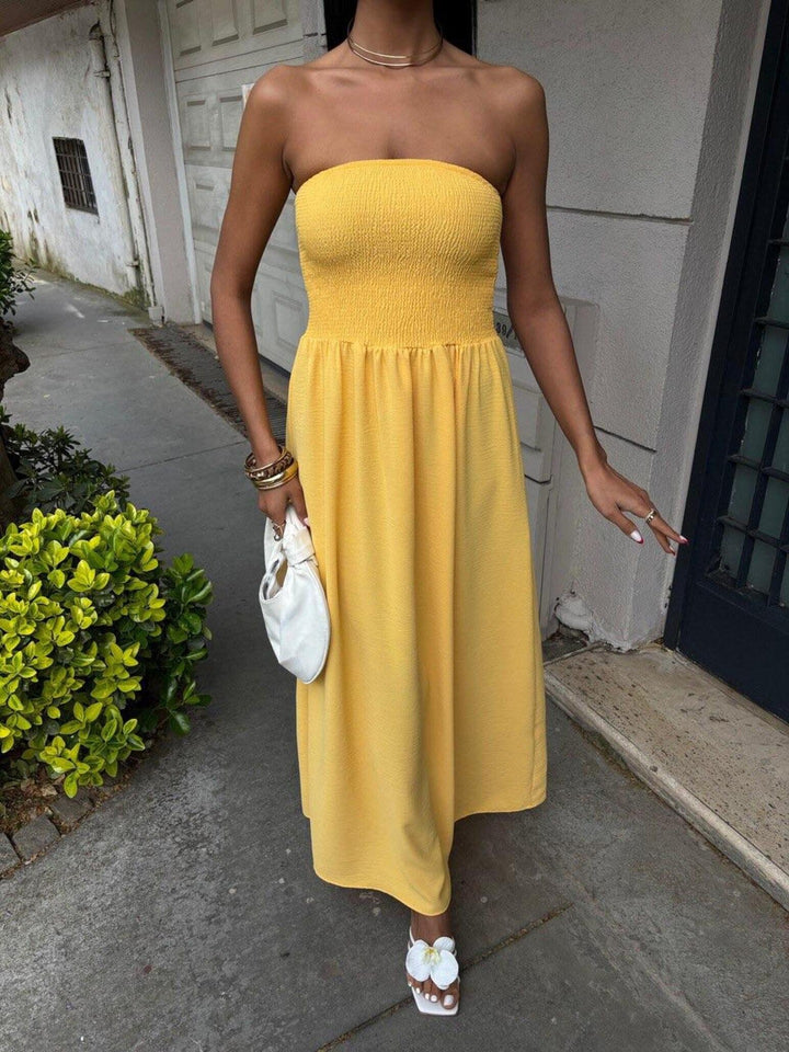Sleeveless maxi dress for women with a gathered top Lune London