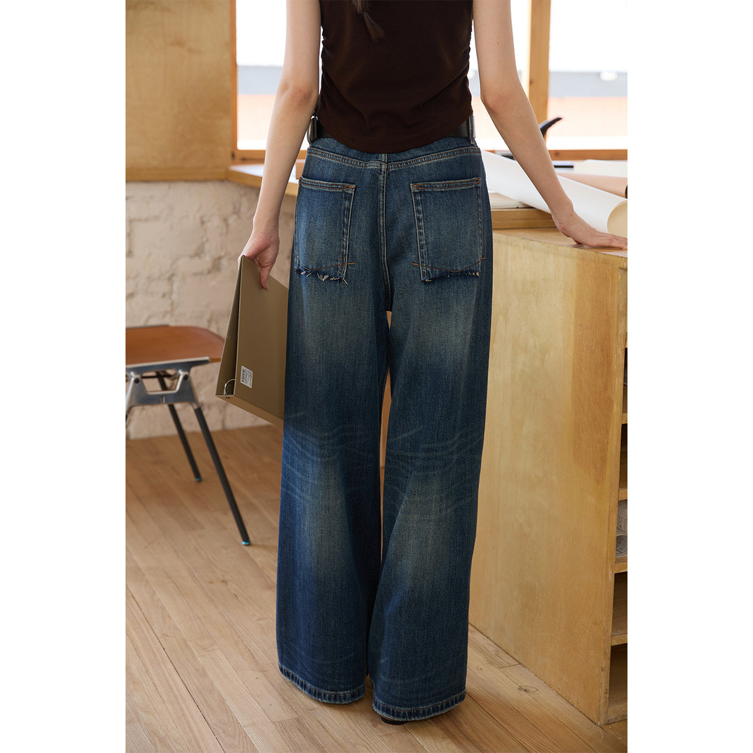 High-waisted casual denim jeans for women wide fit Lune London