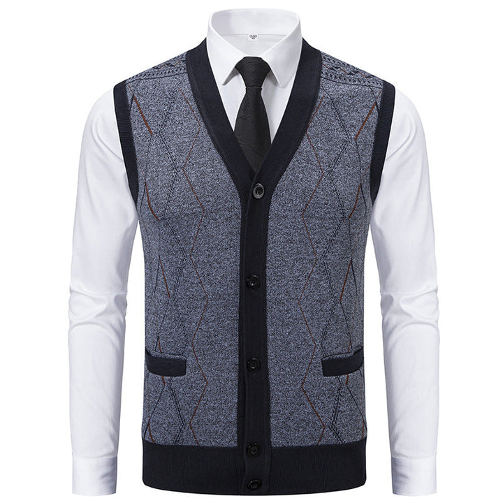 Men's Fashionable Knitted Vest with Sophisticated Patterns and Practical Pockets Lune London