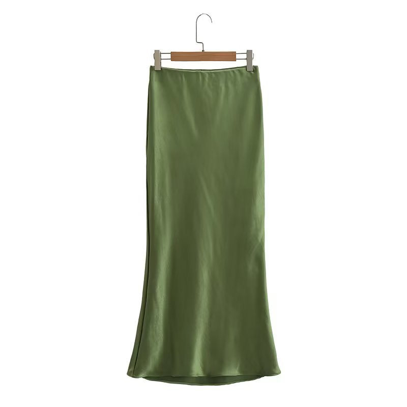 Jupe en satin élégante pour femmes au style minimaliste avec drapé doux Chic & Stil